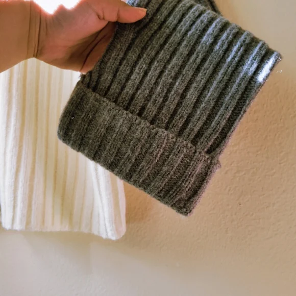 Francesco Ribbed Button Front Colorblock Cardigan - Picture 4 of 8